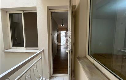 KARŞIYAKA TERSANE'DE GENİŞ 3+1 KİRALIK DAİRE