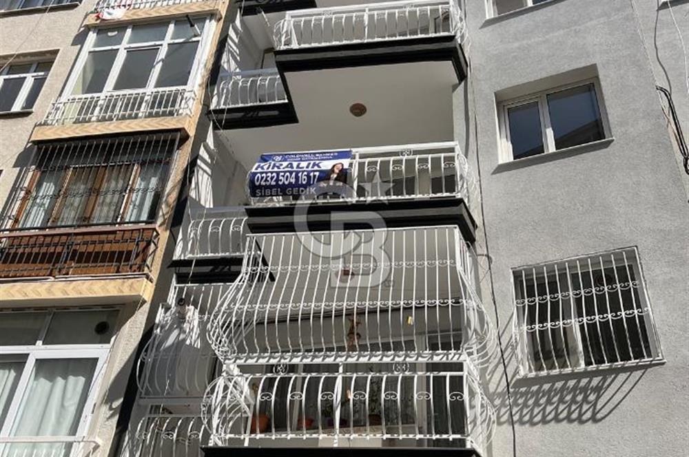 KARŞIYAKA TERSANE'DE GENİŞ 3+1 KİRALIK DAİRE