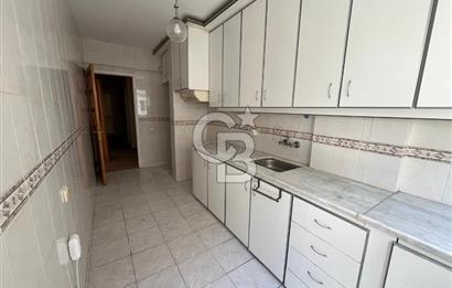 KARŞIYAKA TERSANE'DE GENİŞ 3+1 KİRALIK DAİRE