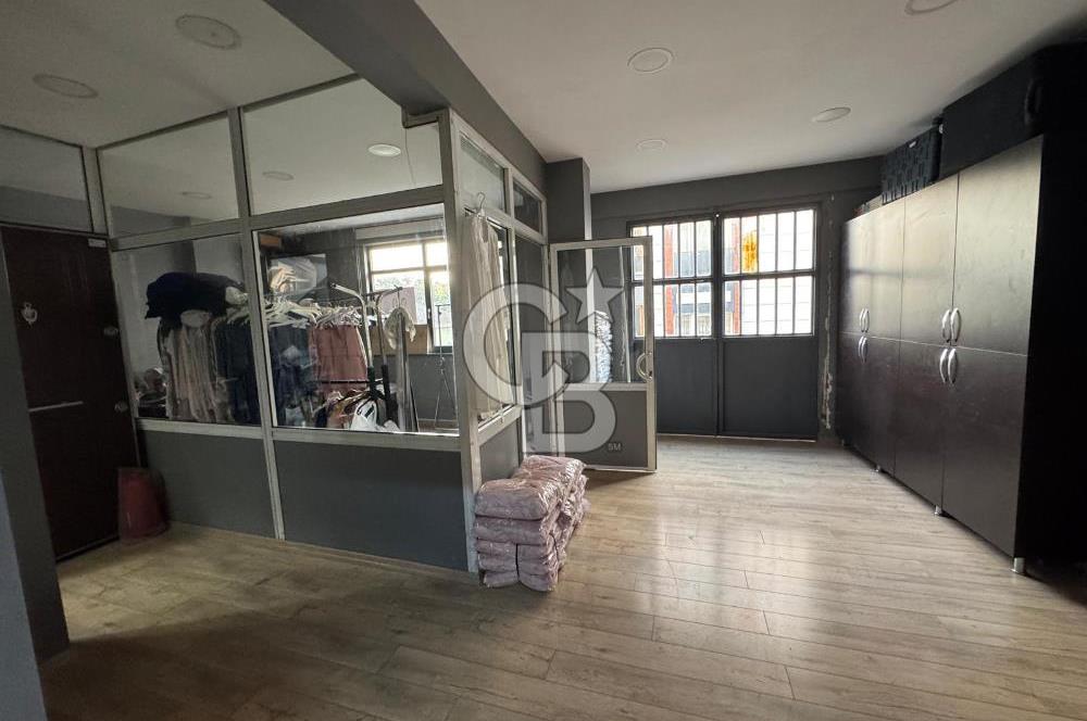 YENİBOSNA MERKEZDE KOMPLE SATILIK TİCARİ BİNA