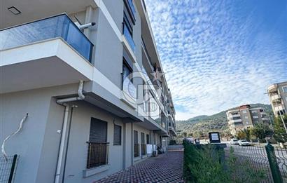 Gaziemir Irmak Mah.de Havuzlu, Sıfır 1+1 Satılık Daire