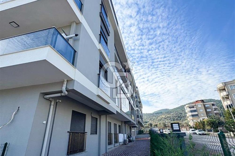 Gaziemir Irmak Mah.de Havuzlu, Sıfır 1+1 Satılık Daire