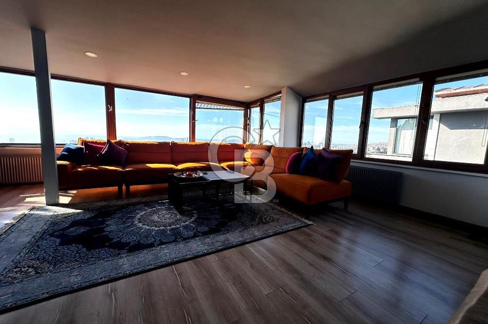 Kartal Yakacık'ta Satılık Lüks Eşyalı Villa