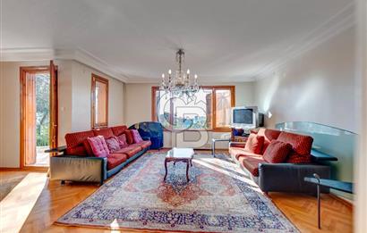 Kartal Yakacık'ta Orman Manzaralı  Site içinde Satılık İkiz Villa