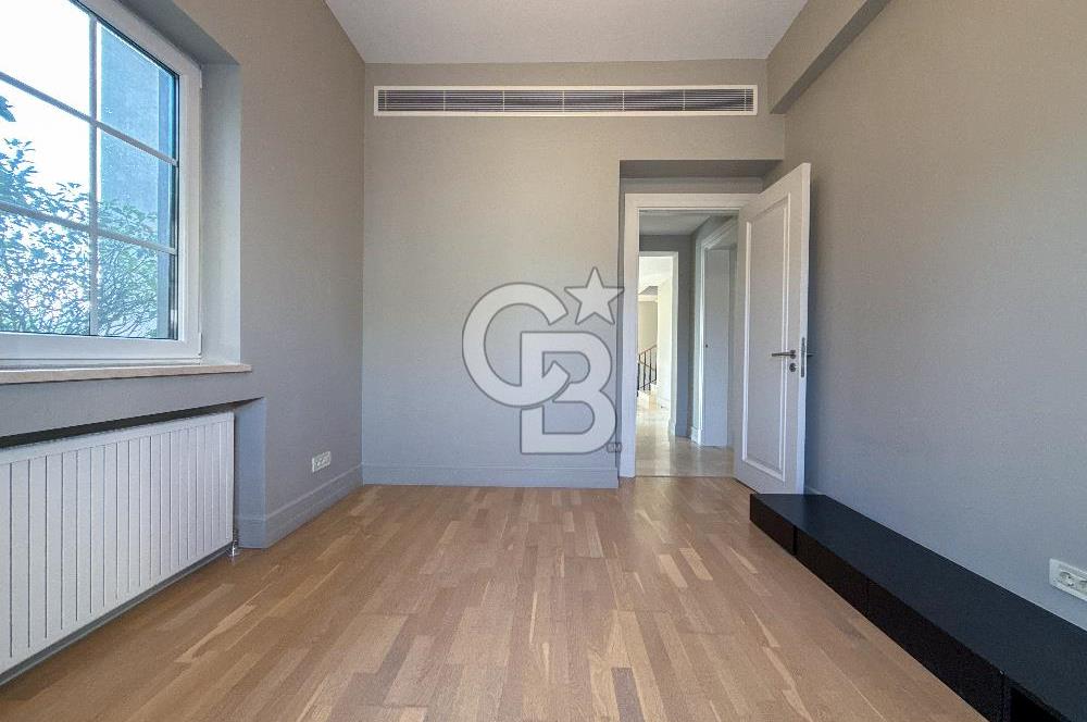 Toskana Vadisi'nde T1 Model Kısmi Eşyalı 5+2 Modern Villa