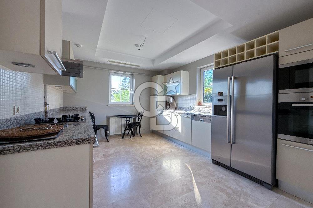 Toskana Vadisi'nde T1 Model Kısmi Eşyalı 5+2 Modern Villa