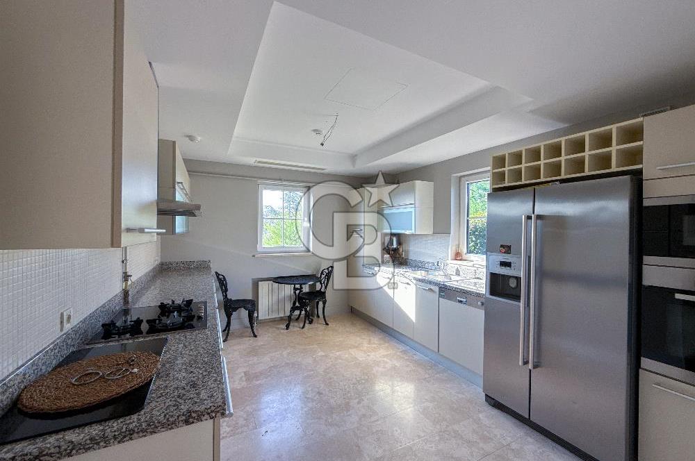 Toskana Vadisi'nde T1 Model Kısmi Eşyalı 5+2 Modern Villa