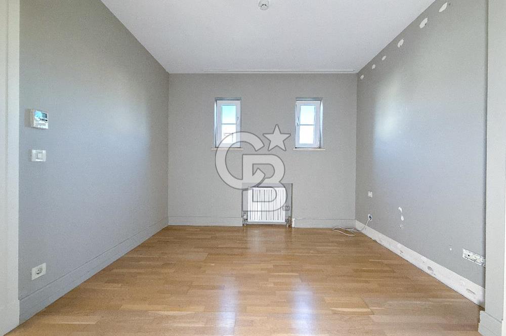 Toskana Vadisi'nde T1 Model Kısmi Eşyalı 5+2 Modern Villa