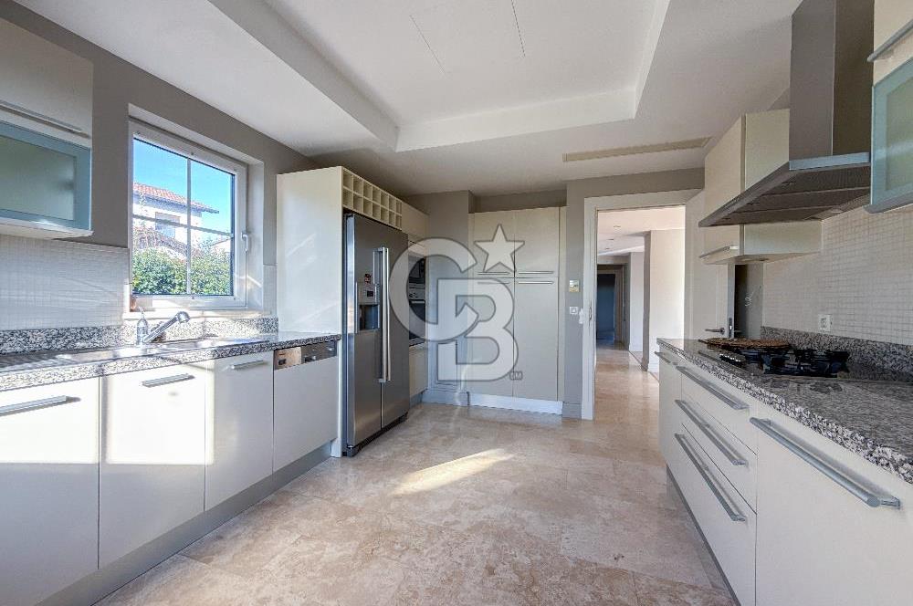 Toskana Vadisi'nde T1 Model Kısmi Eşyalı 5+2 Modern Villa