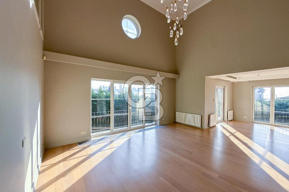 Toskana Vadisi'nde T1 Model Kısmi Eşyalı 5+2 Modern Villa