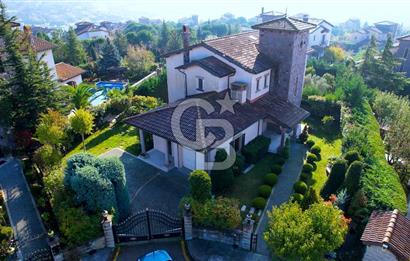 Toskana Vadisi'nde T1 Model Kısmi Eşyalı 5+2 Modern Villa