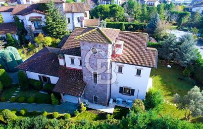 Toskana Vadisi'nde T1 Model Kısmi Eşyalı 5+2 Modern Villa