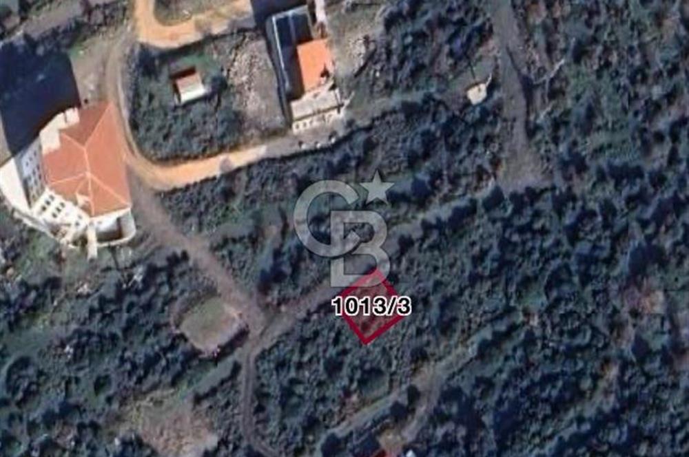 MENEMEN EMİRALEMDE SATILIK VLLA İMARLI ARSA