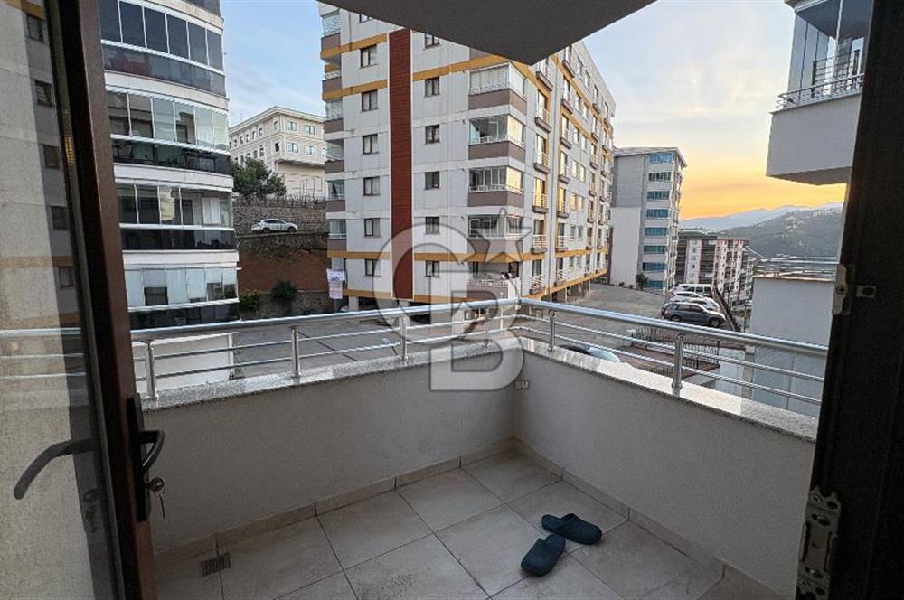 YALINCAK'TA KESİNTİSİZ DENİZ MANZARALI SATILIK 3+1 DAİRE