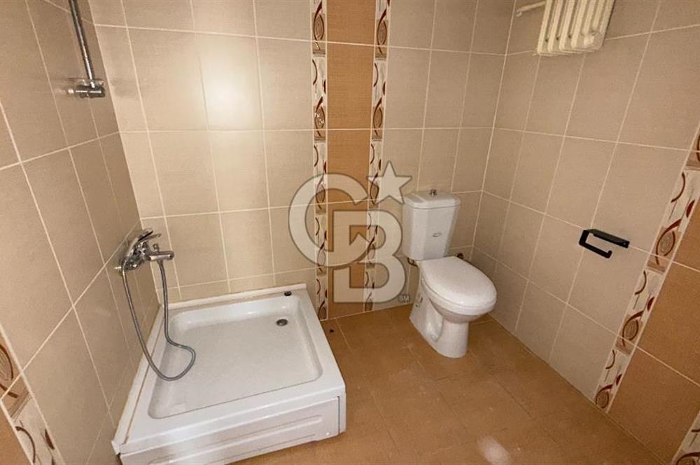 Dünya Göz Hastanesi'nin Tam Karşısında Kiralık 2+1 Ofis