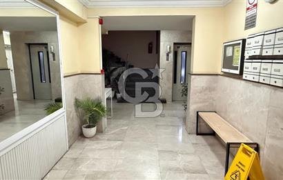 Dünya Göz Hastanesi'nin Tam Karşısında Kiralık 2+1 Ofis