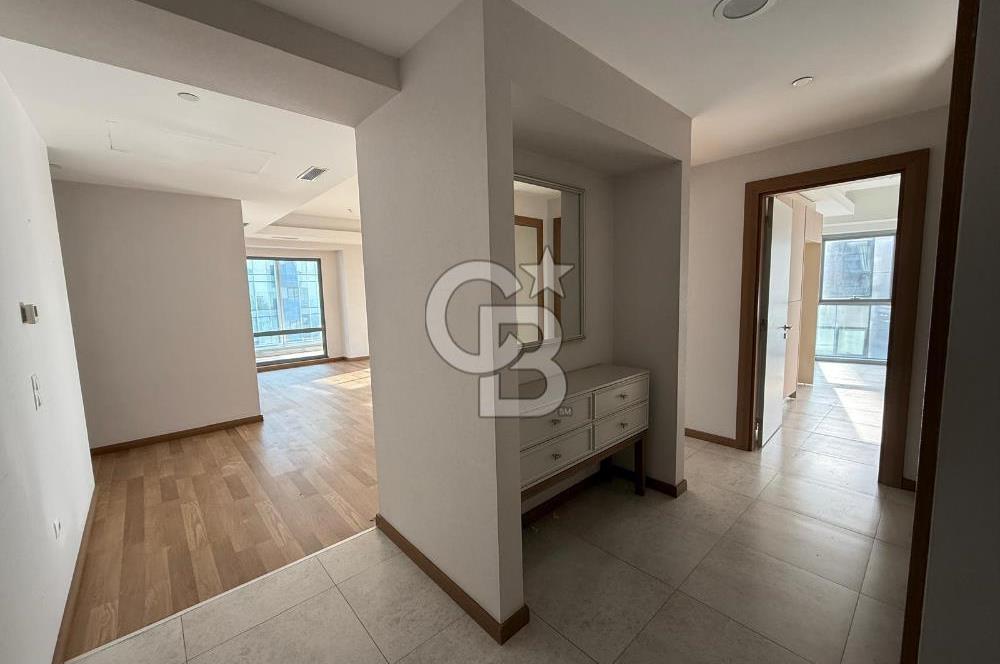 AĞAOĞLU MASLAK 1453 ARA KAT 3.5+1 A BLOK LÜKS SATILIK DAİRE