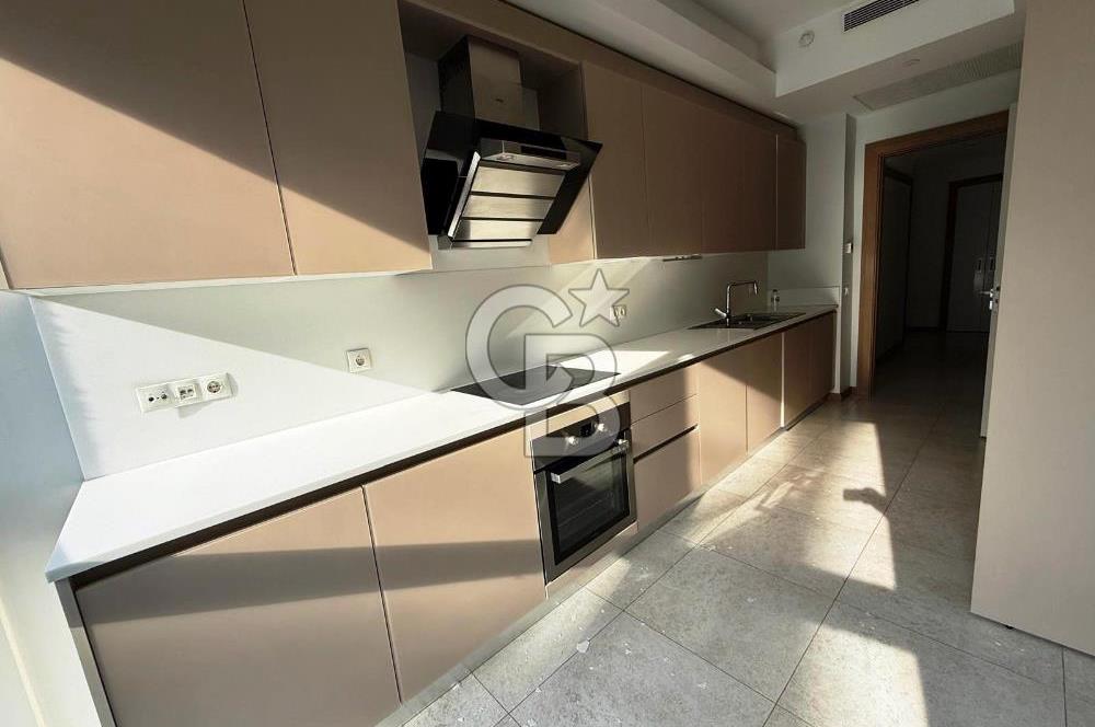 AĞAOĞLU MASLAK 1453 ARA KAT 3.5+1 A BLOK LÜKS SATILIK DAİRE