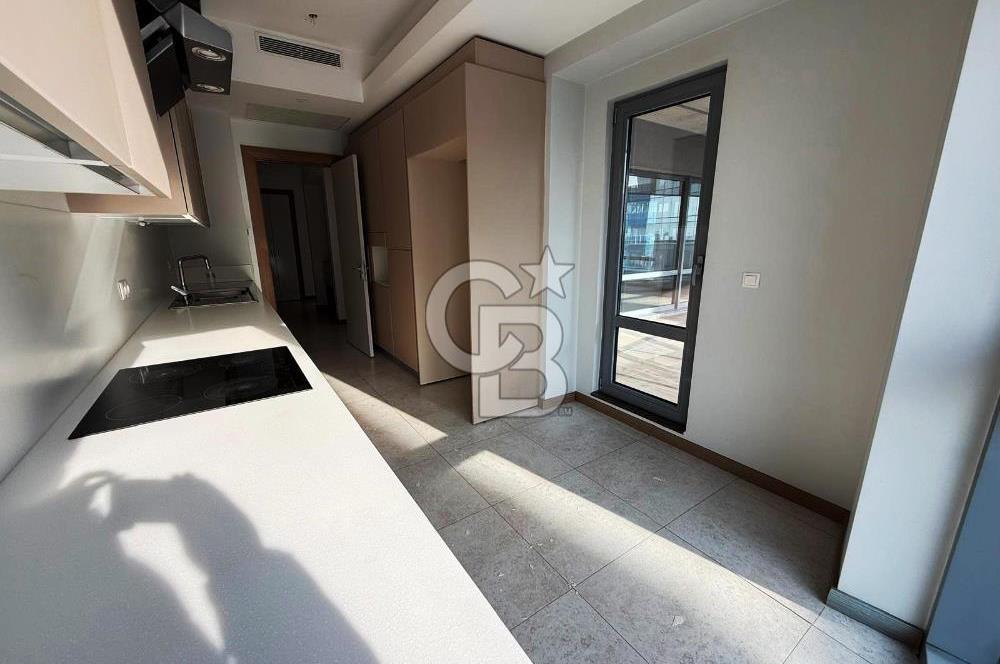 AĞAOĞLU MASLAK 1453 ARA KAT 3.5+1 A BLOK LÜKS SATILIK DAİRE