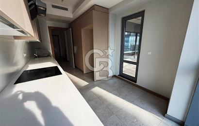 AĞAOĞLU MASLAK 1453 ARA KAT 3.5+1 A BLOK LÜKS SATILIK DAİRE