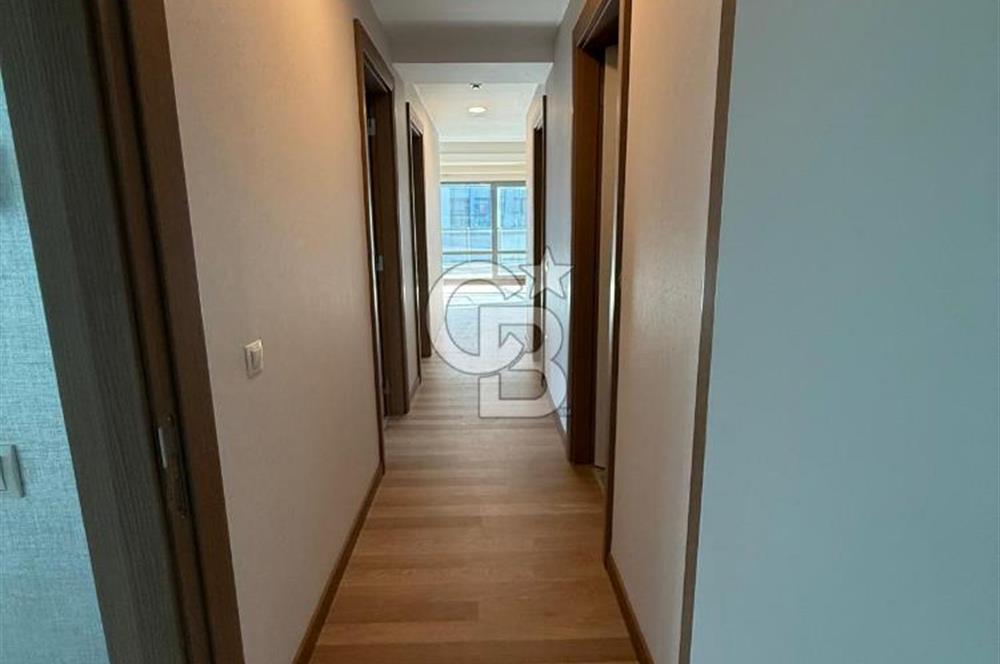 AĞAOĞLU MASLAK 1453 ARA KAT 3.5+1 A BLOK LÜKS SATILIK DAİRE