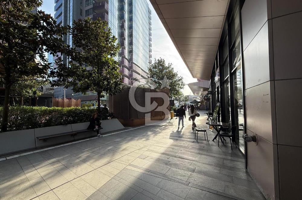 AĞAOĞLU MASLAK 1453 ARA KAT 3.5+1 A BLOK LÜKS SATILIK DAİRE