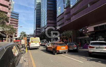 AĞAOĞLU MASLAK 1453 ARA KAT 3.5+1 A BLOK LÜKS SATILIK DAİRE