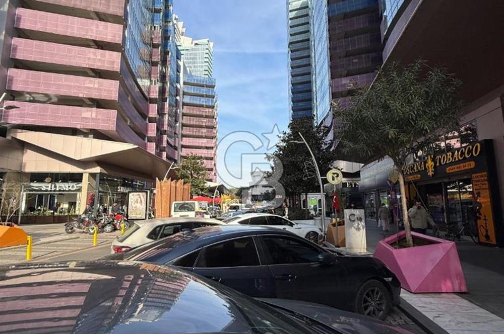 AĞAOĞLU MASLAK 1453 ARA KAT 3.5+1 A BLOK LÜKS SATILIK DAİRE