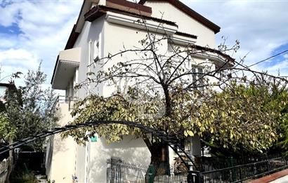 GÜZELBAHÇE YALI MAHLLESİNDE TRİPLEKS 