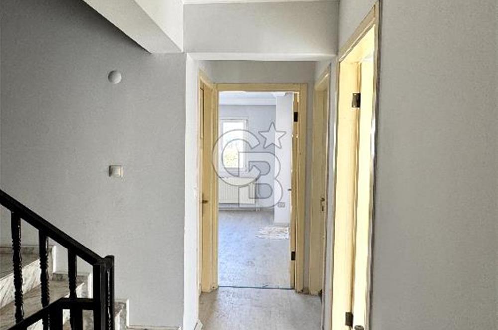 GÜZELBAHÇE YALI MAHLLESİNDE TRİPLEKS 