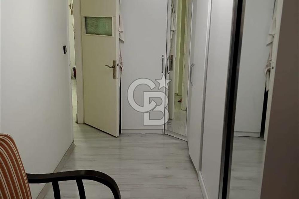 İZMİR BAHÇELİEVLERDE FERAH DAİRE