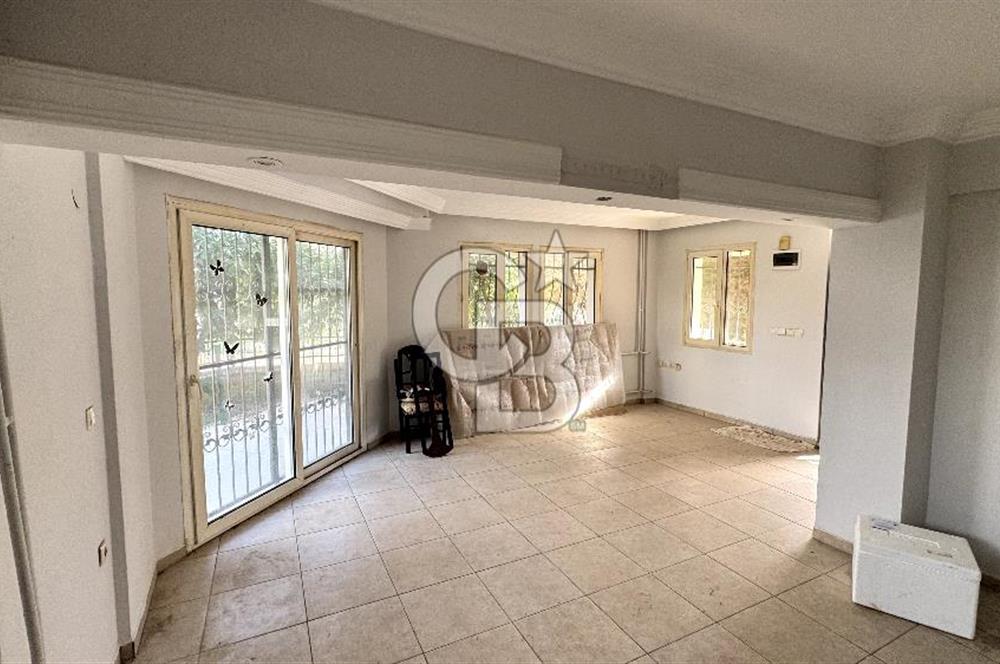 GÜZELBAHÇE YALI MAHLLESİNDE TRİPLEKS 