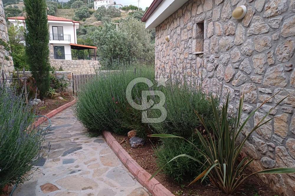 DATÇA MESUDİYE'DE DENİZ MANZARALI MÜSTAKİL GİRİŞLİ BAHÇELİ DAİRE