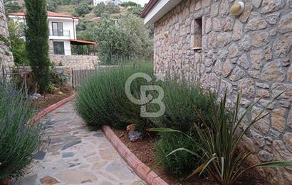 DATÇA MESUDİYE'DE DENİZ MANZARALI MÜSTAKİL GİRİŞLİ BAHÇELİ DAİRE