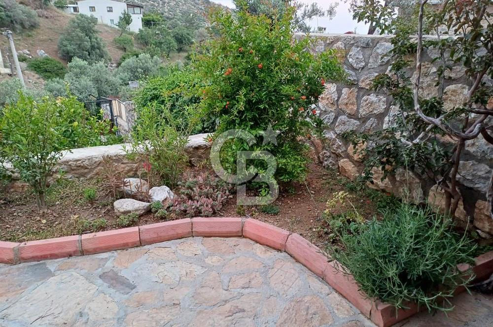 DATÇA MESUDİYE'DE DENİZ MANZARALI MÜSTAKİL GİRİŞLİ BAHÇELİ DAİRE