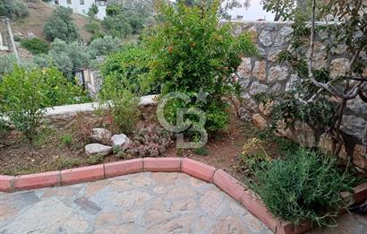 DATÇA MESUDİYE'DE DENİZ MANZARALI MÜSTAKİL GİRİŞLİ BAHÇELİ DAİRE