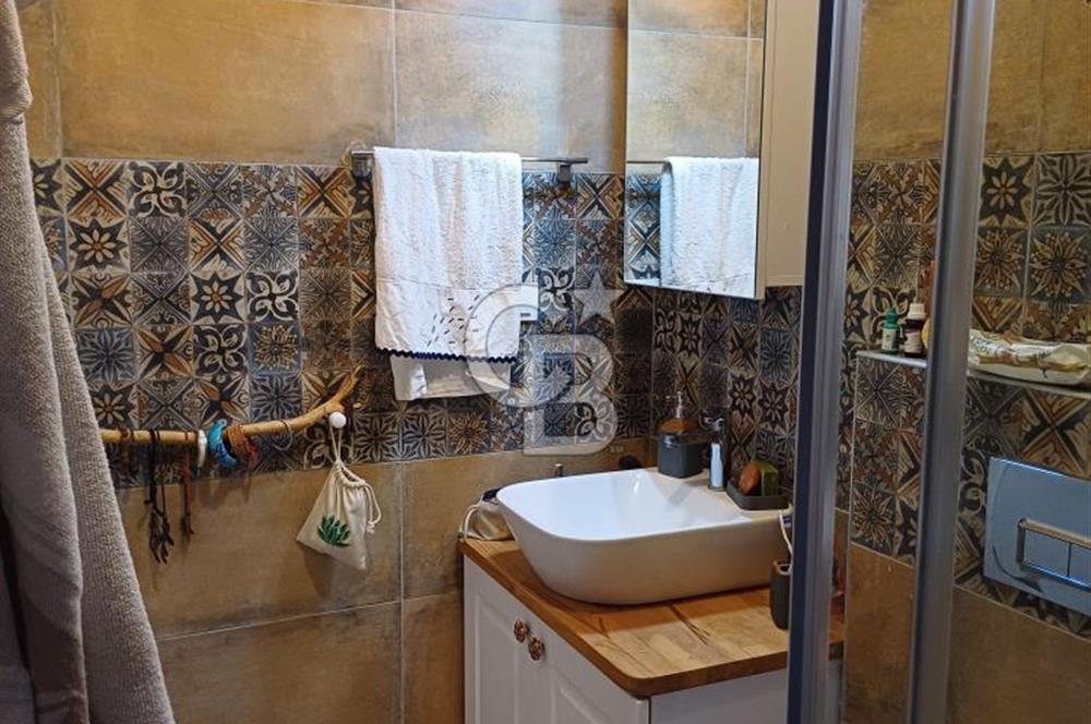 DATÇA MESUDİYE'DE DENİZ MANZARALI MÜSTAKİL GİRİŞLİ BAHÇELİ DAİRE