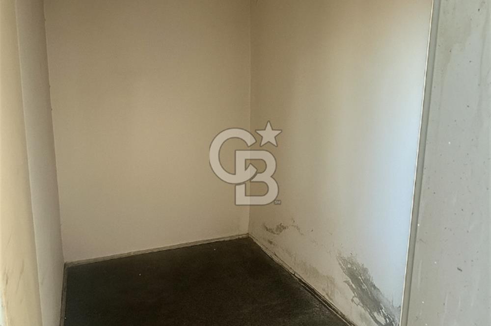 BORNOVA MTK SİTESİNDE 4 KATLI KİRALIK BİNA