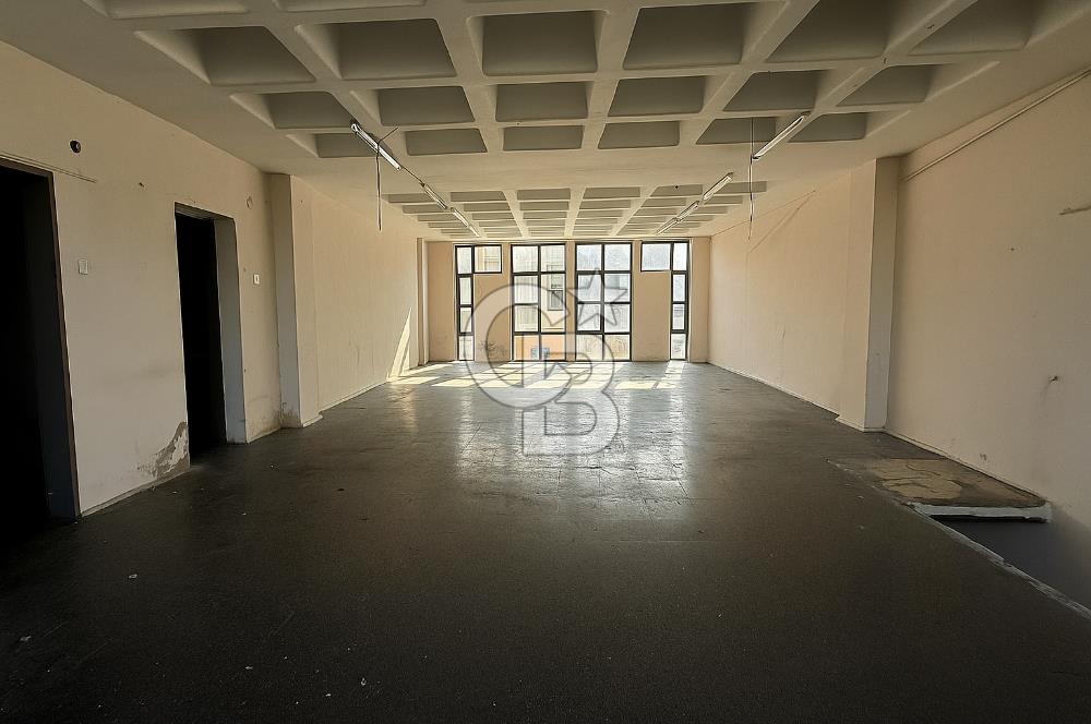 BORNOVA MTK SİTESİNDE 4 KATLI KİRALIK BİNA