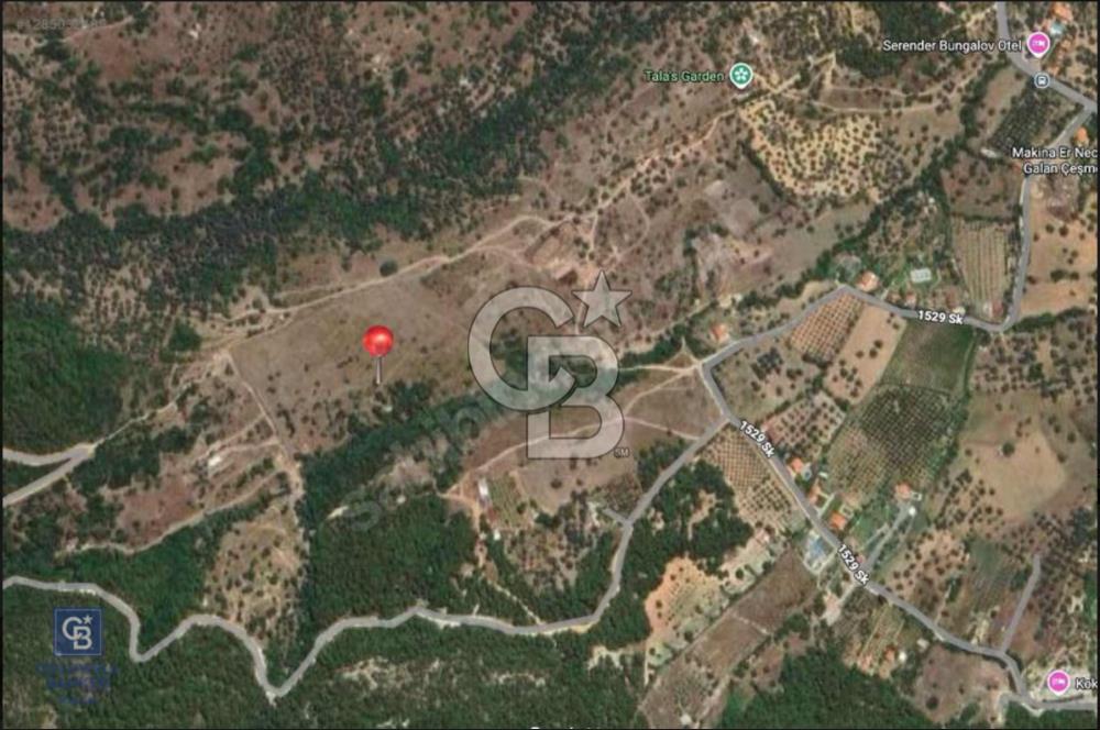 İzmir Foça / Kozbeyli Yan Yana 2 Adet 250 m² 2B Arazisi