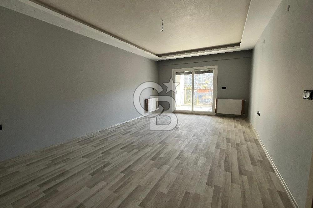 ÇİĞLİ UĞUR MUMCU'DA 2+1 KAPALI MUTFAKLI KİRALIK SIFIR DAİRE