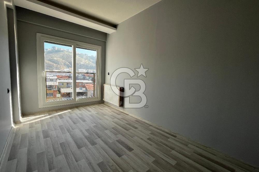 ÇİĞLİ UĞUR MUMCU'DA 2+1 KAPALI MUTFAKLI KİRALIK SIFIR DAİRE