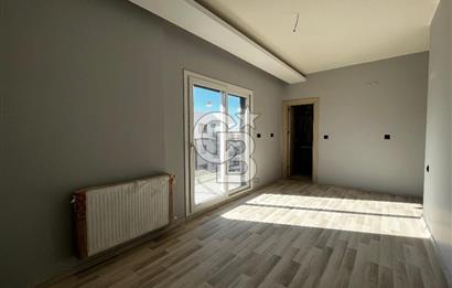 ÇİĞLİ UĞUR MUMCU'DA 2+1 KAPALI MUTFAKLI KİRALIK SIFIR DAİRE