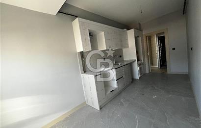 ÇİĞLİ UĞUR MUMCU'DA 2+1 KAPALI MUTFAKLI KİRALIK SIFIR DAİRE