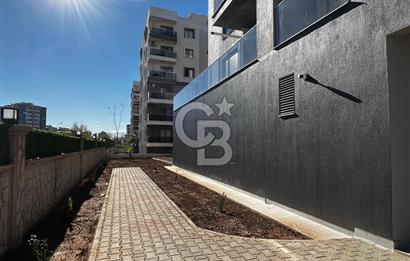 ÇİĞLİ UĞUR MUMCU'DA KAPALI MUTFAKLI 2+1 KİRALIK SIFIR DAİRE