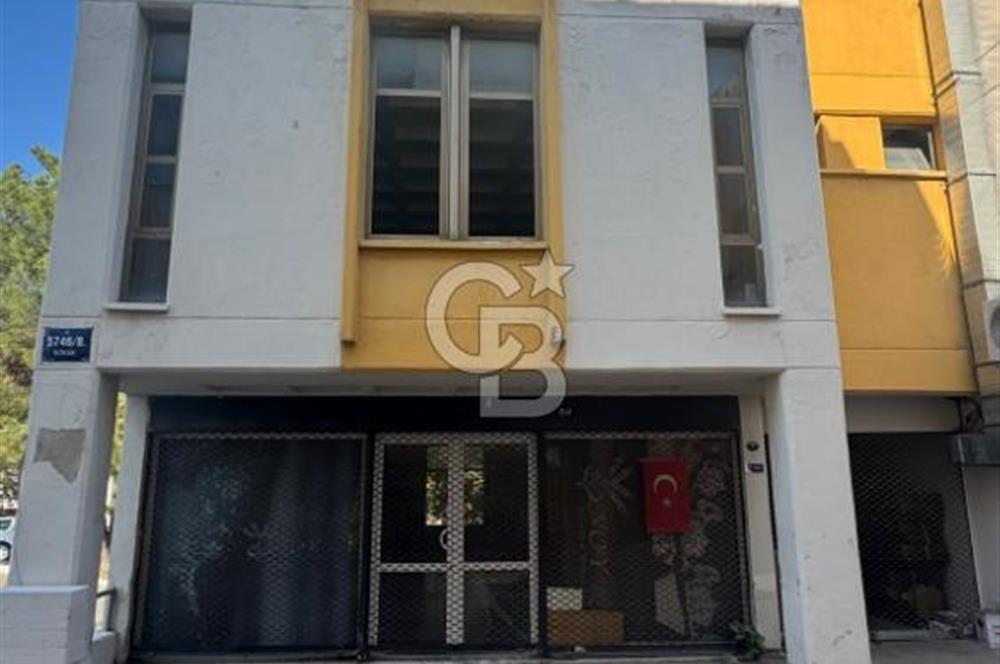 BORNOVA MTK SİTESİNDE 4 KATLI KİRALIK BİNA