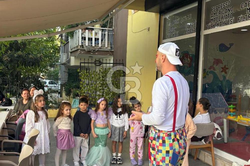 ÜÇKUYULARIN DEVREN KİRALIK İLK VE TEK ÇOCUK OYUN SALONU -CAFE