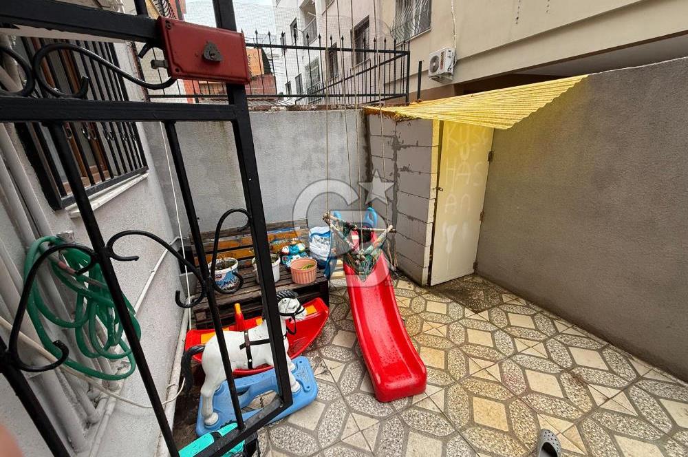 İzmir Park AVM ye Yürüyüş Mesafesinde Merkezi Konumlu Satılık Daire