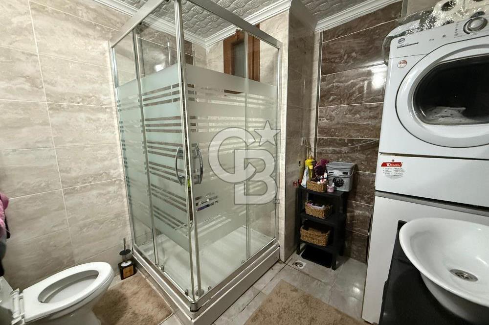 İzmir Park AVM ye Yürüyüş Mesafesinde Merkezi Konumlu Satılık Daire