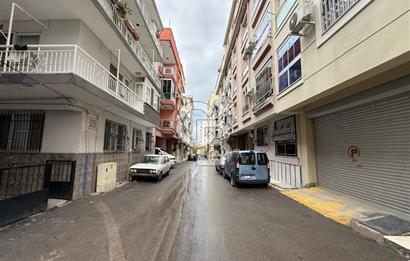 İzmir Park AVM ye Yürüyüş Mesafesinde Merkezi Konumlu Satılık Daire